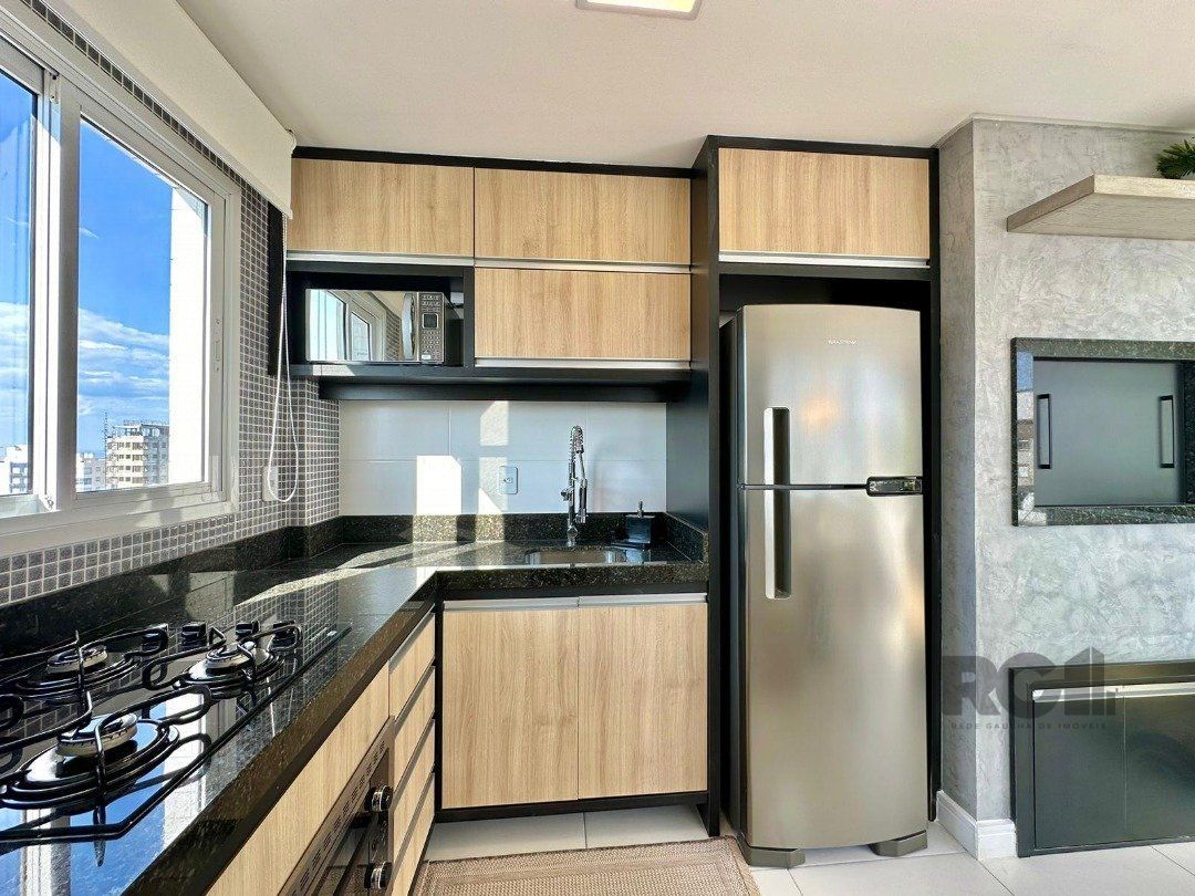 Apartamento à venda com 2 quartos, 70m² - Foto 11