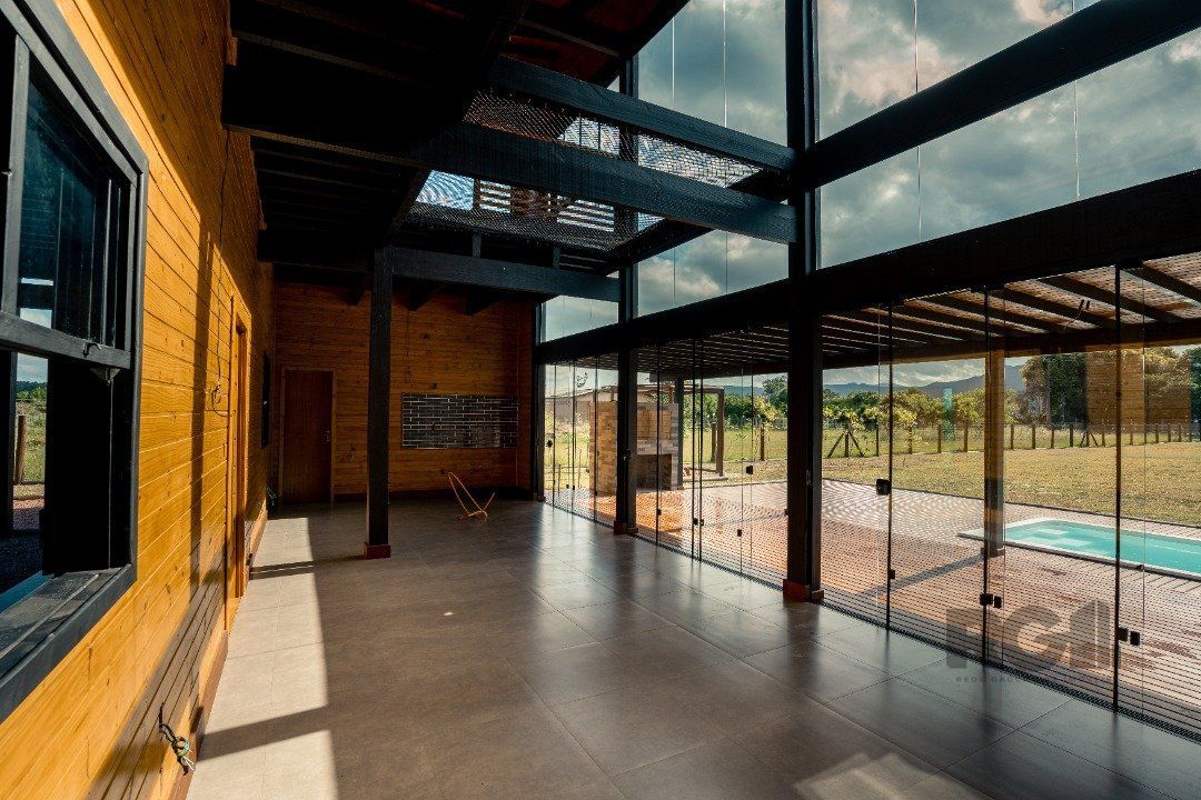 Casa de Condomínio à venda com 3 quartos, 194m² - Foto 3