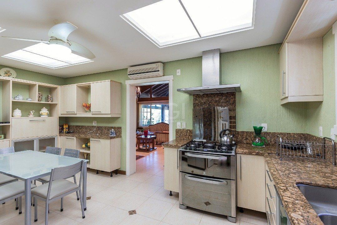 Casa de Condomínio à venda com 3 quartos, 449m² - Foto 13