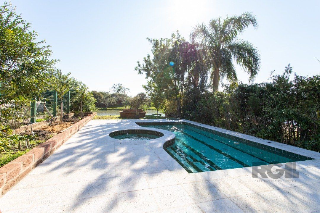 Casa de Condomínio à venda com 4 quartos, 226m² - Foto 28