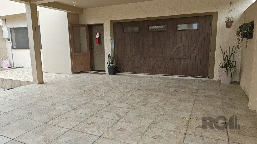 Casa à venda com 6 quartos, 320m² - Foto 37