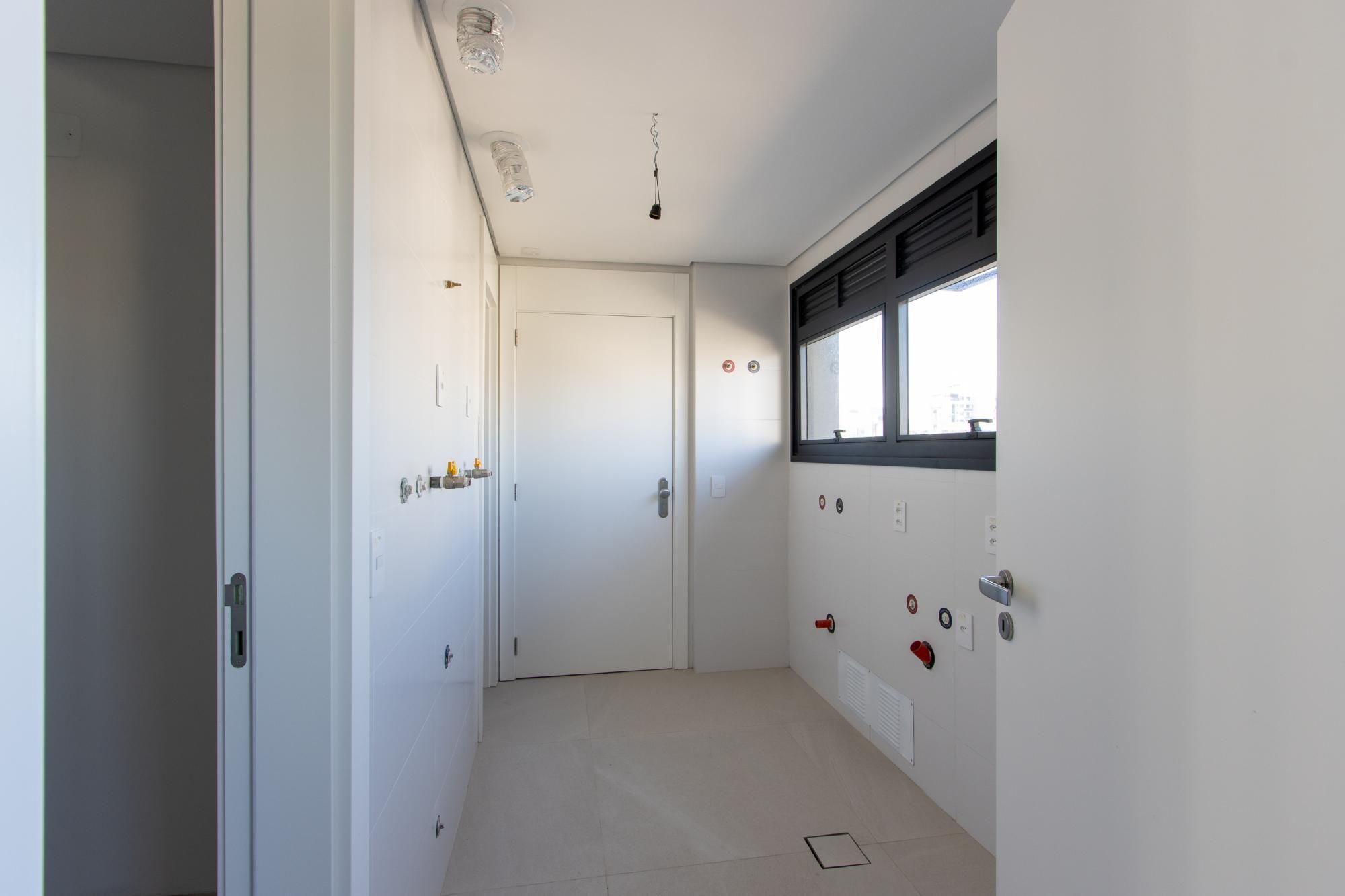 Apartamento à venda com 3 quartos, 209m² - Foto 15
