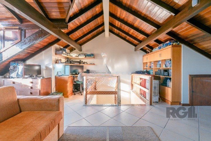 Casa de Condomínio à venda com 3 quartos, 250m² - Foto 26