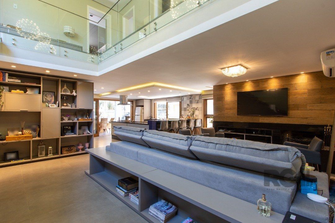 Casa de Condomínio à venda com 3 quartos, 231m² - Foto 5