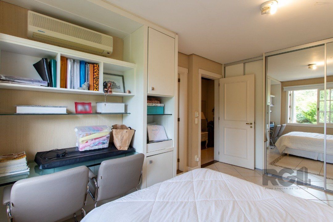 Casa de Condomínio à venda com 3 quartos, 330m² - Foto 36