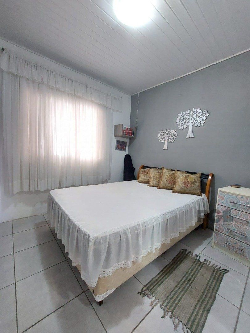 Casa à venda com 4 quartos, 85m² - Foto 4