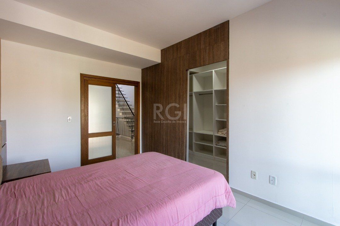 Casa à venda com 3 quartos, 204m² - Foto 29