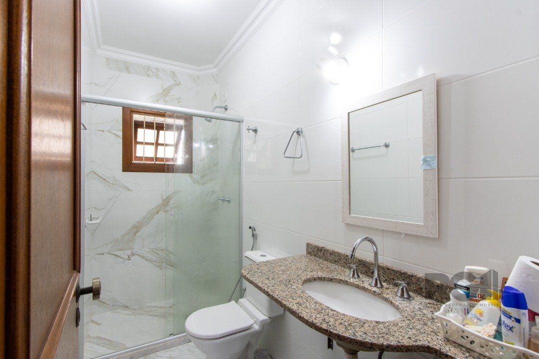 Casa de Condomínio à venda com 3 quartos, 225m² - Foto 32