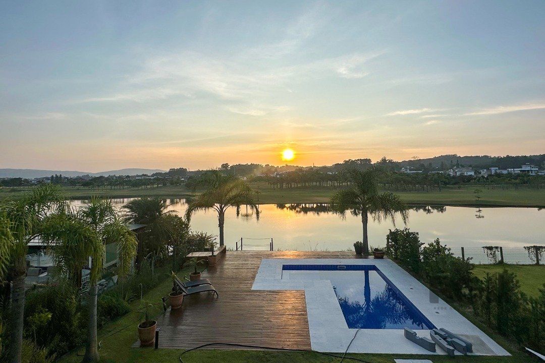 Casa de Condomínio à venda com 4 quartos, 350m² - Foto 77