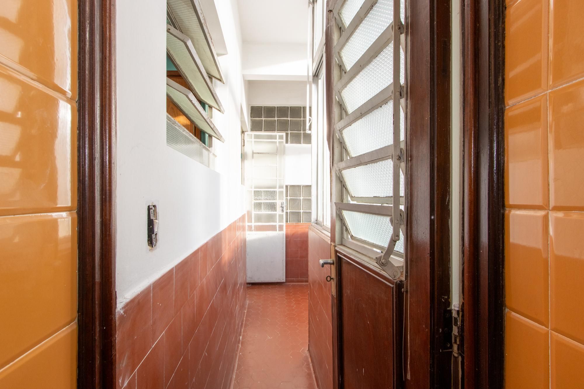 Apartamento à venda com 3 quartos, 238m² - Foto 33