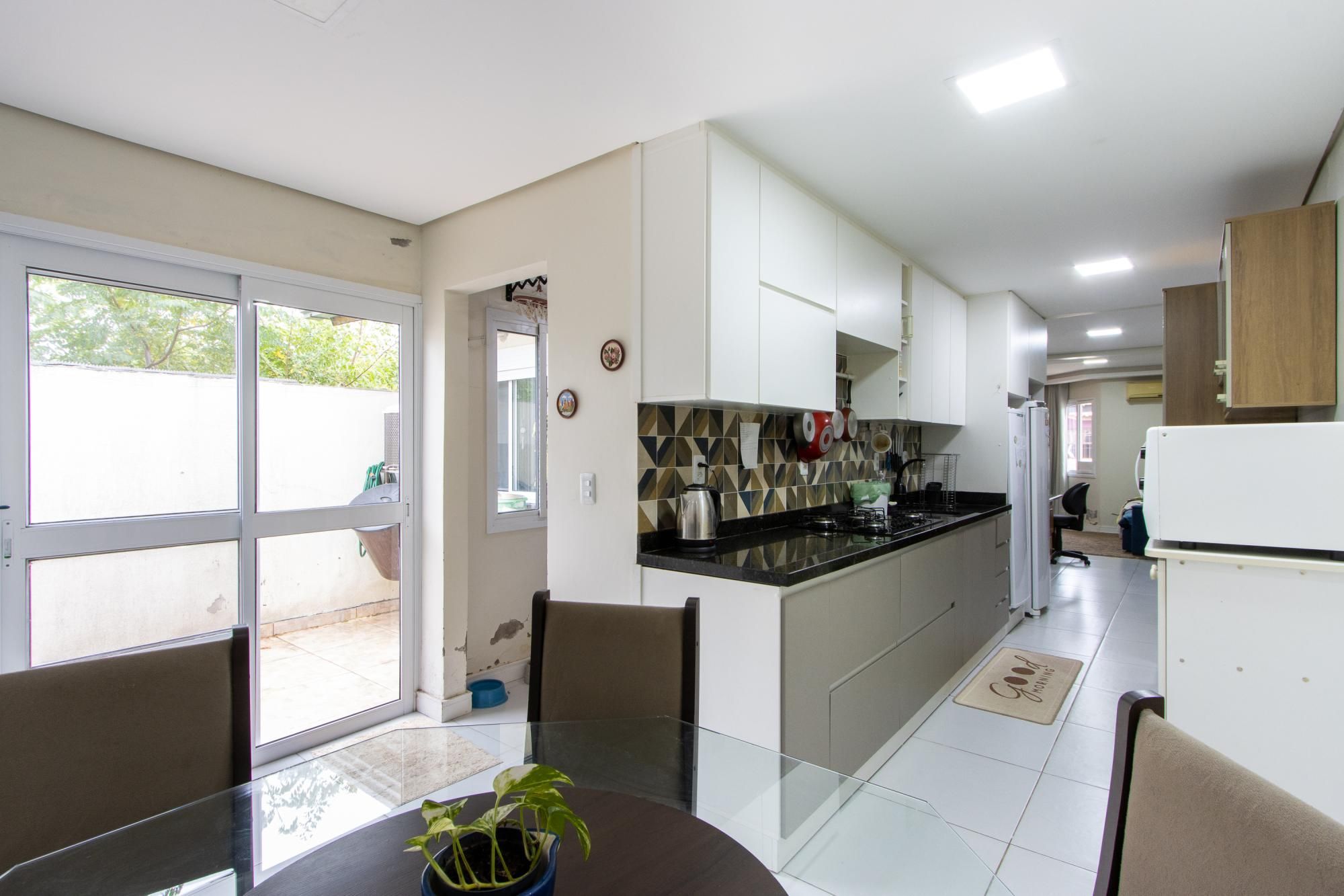 Casa de Condomínio à venda com 2 quartos, 109m² - Foto 10