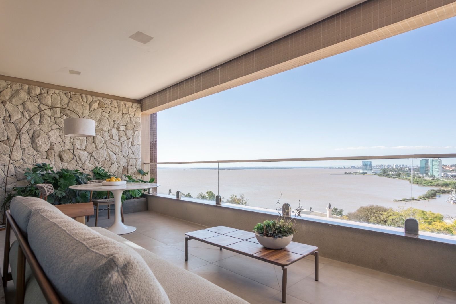 Cobertura para Venda - 483.85m², 3 dormitórios, sendo 3 suites, 4 vagas - Vila Assunção