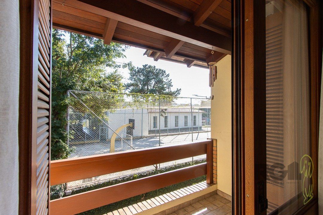 Casa de Condomínio à venda com 4 quartos, 216m² - Foto 39
