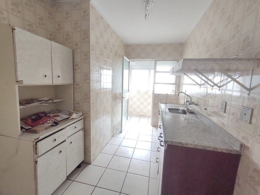 Apartamento à venda com 3 quartos, 97m² - Foto 34
