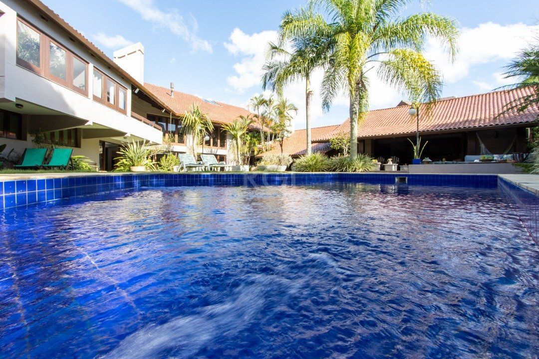 Casa de Condomínio à venda com 8 quartos, 1350m² - Foto 34