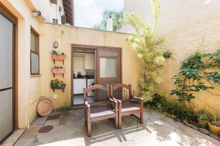 Casa de Condomínio à venda com 3 quartos, 219m² - Foto 21