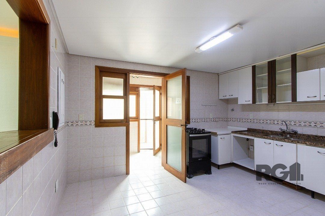 Apartamento à venda com 3 quartos, 137m² - Foto 13