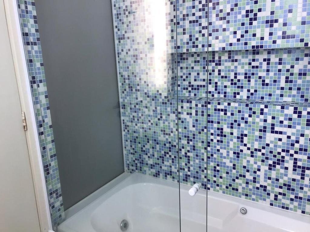 Casa de Condomínio à venda com 3 quartos, 216m² - Foto 11