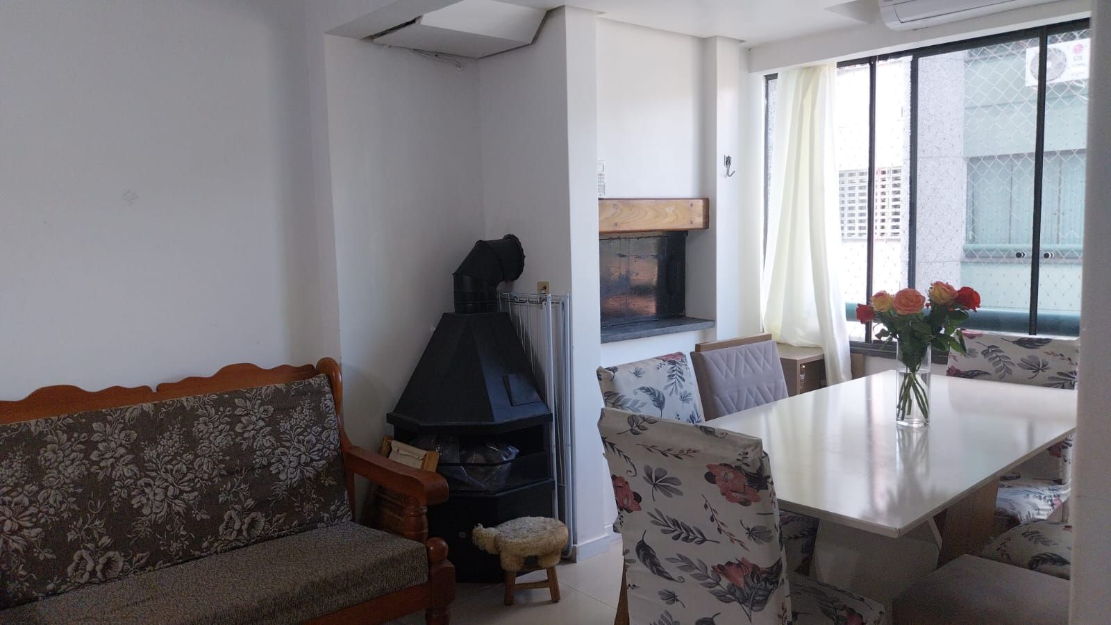 Apartamento à venda com 2 quartos, 67m² - Foto 2