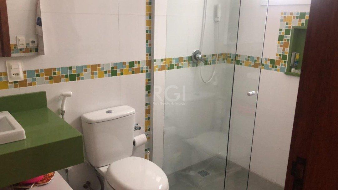 Casa de Condomínio à venda com 3 quartos, 220m² - Foto 37