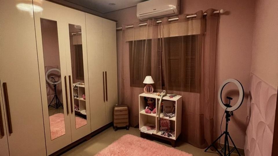 Casa à venda com 5 quartos, 157m² - Foto 11