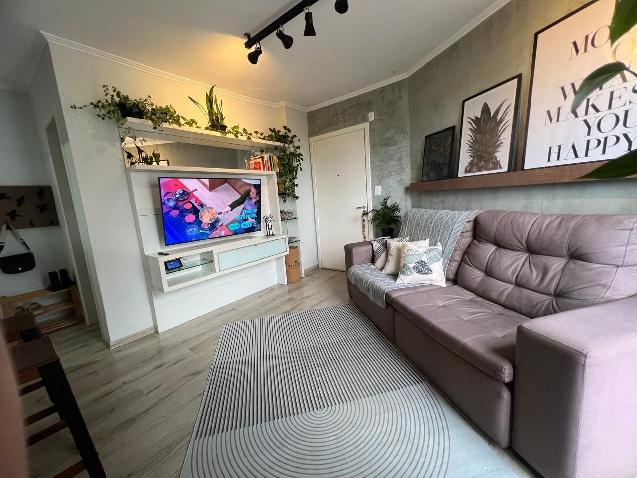 Apartamento de 2 dormitórios no bairro Camaquã.