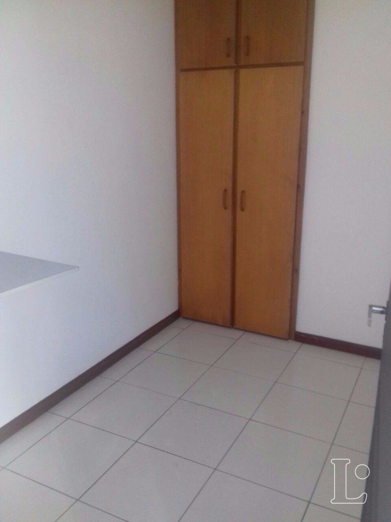 Apartamento à venda com 2 quartos, 75m² - Foto 31