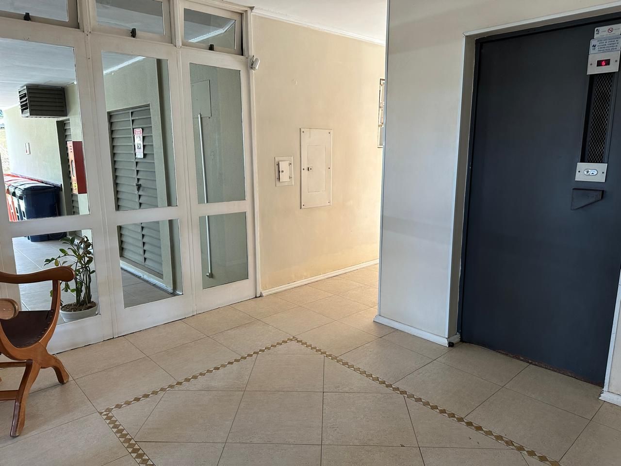 Apartamento à venda com 85m², 2 quartos, 1 vaga no bairro Cristal em Porto Alegre