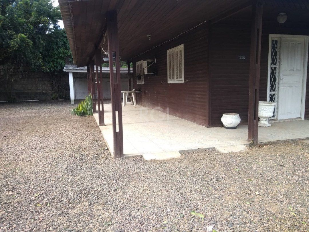 Casa à venda com 2 quartos, 220m² - Foto 4