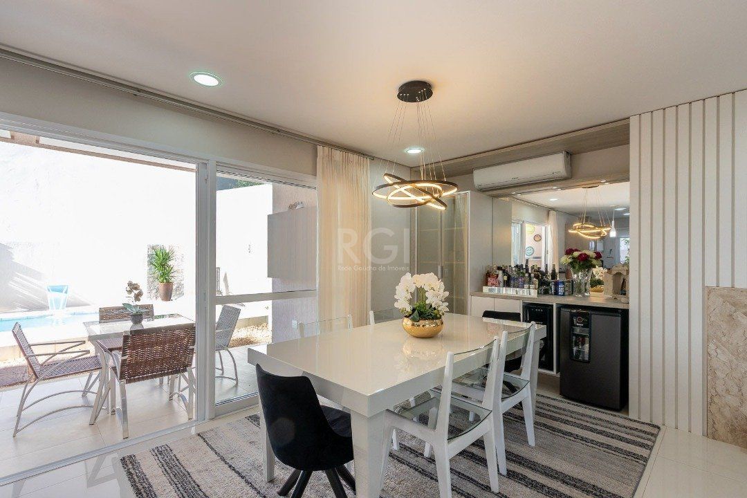 Casa de Condomínio à venda com 3 quartos, 203m² - Foto 8