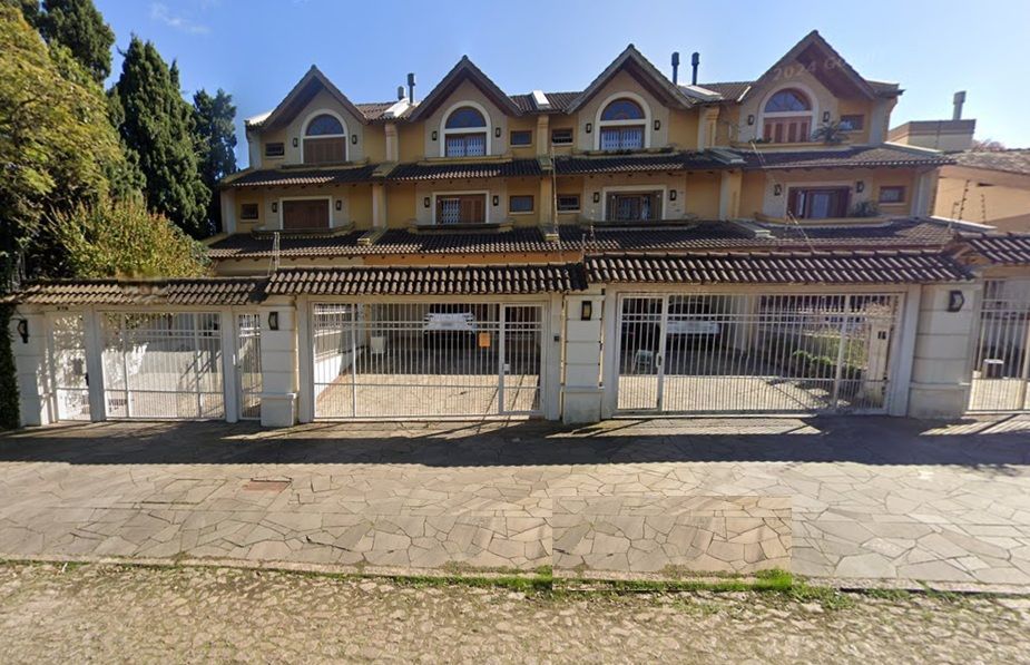 Casa de Condomínio 3 dormitórios no bairro Tristeza