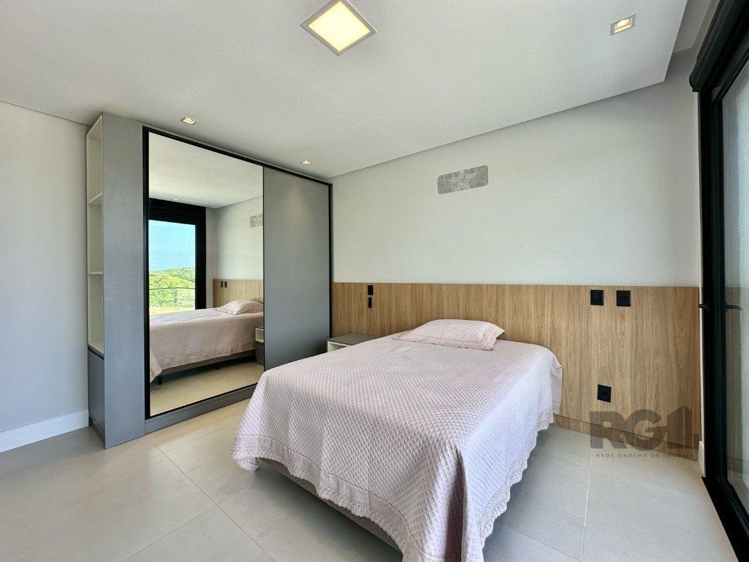 Casa de Condomínio à venda com 5 quartos, 350m² - Foto 26