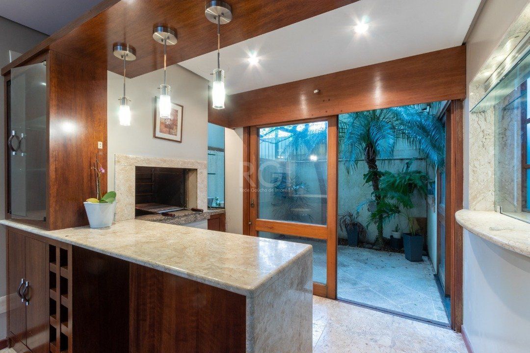 Casa de Condomínio à venda com 4 quartos, 215m² - Foto 11