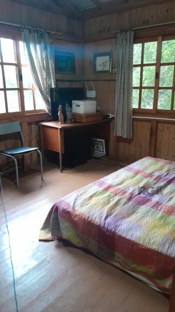 Casa à venda com 6 quartos, 200m² - Foto 23