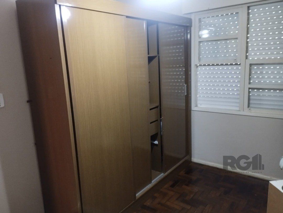 Apartamento à venda com 2 quartos, 51m², Avenida Capivari no bairro Cristal em Porto Alegre