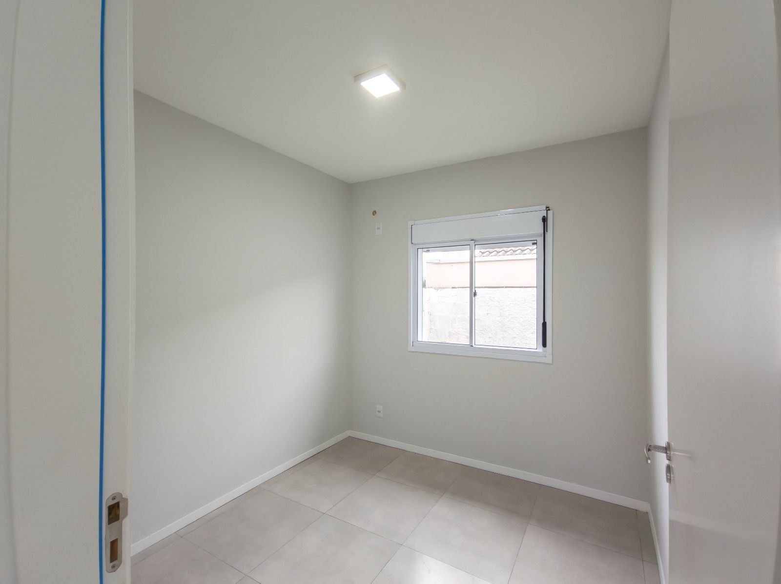 Casa à venda com 2 quartos, 45m² - Foto 5