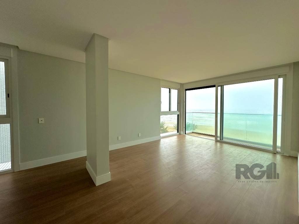 Apartamento à venda com 3 quartos, 220m² - Foto 30
