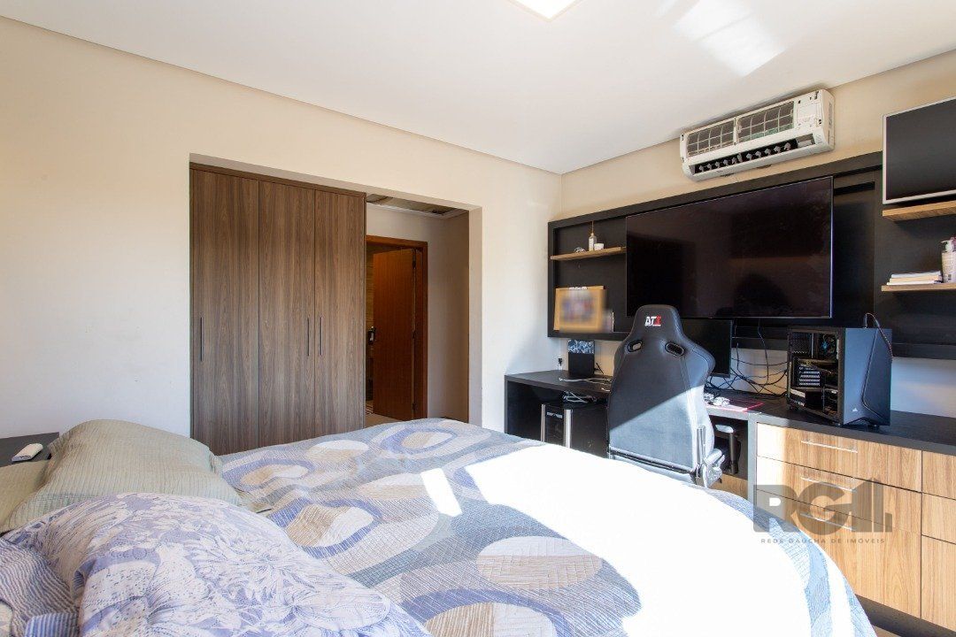 Casa de Condomínio à venda com 4 quartos, 226m² - Foto 47