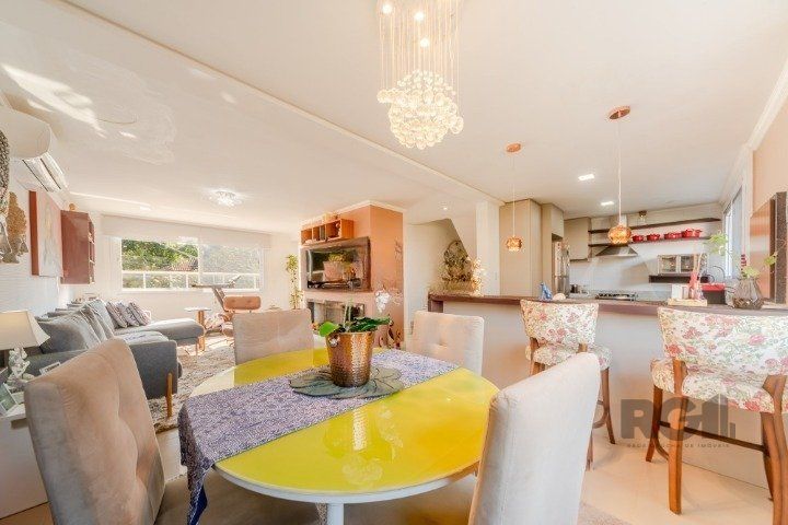 Casa de Condomínio à venda com 3 quartos, 201m² - Foto 6
