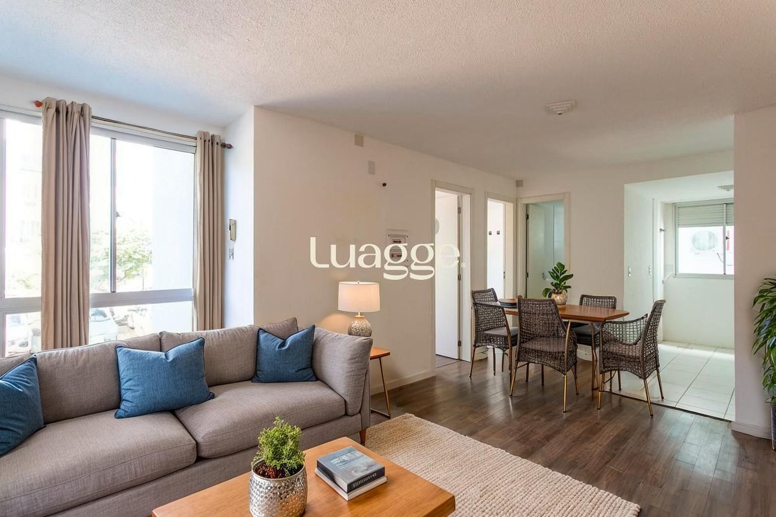 Apartamento 2 quartos, reformado, 1 vaga escriturada - Vila Nova