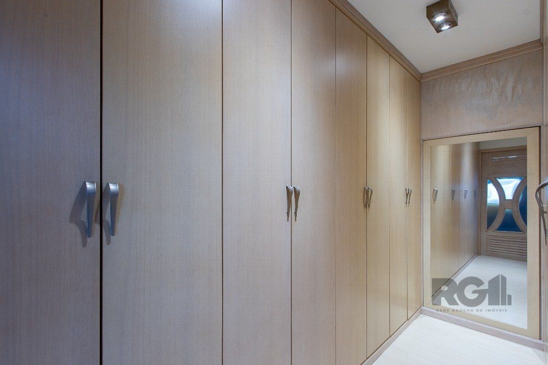 Casa de Condomínio à venda com 4 quartos, 216m² - Foto 30