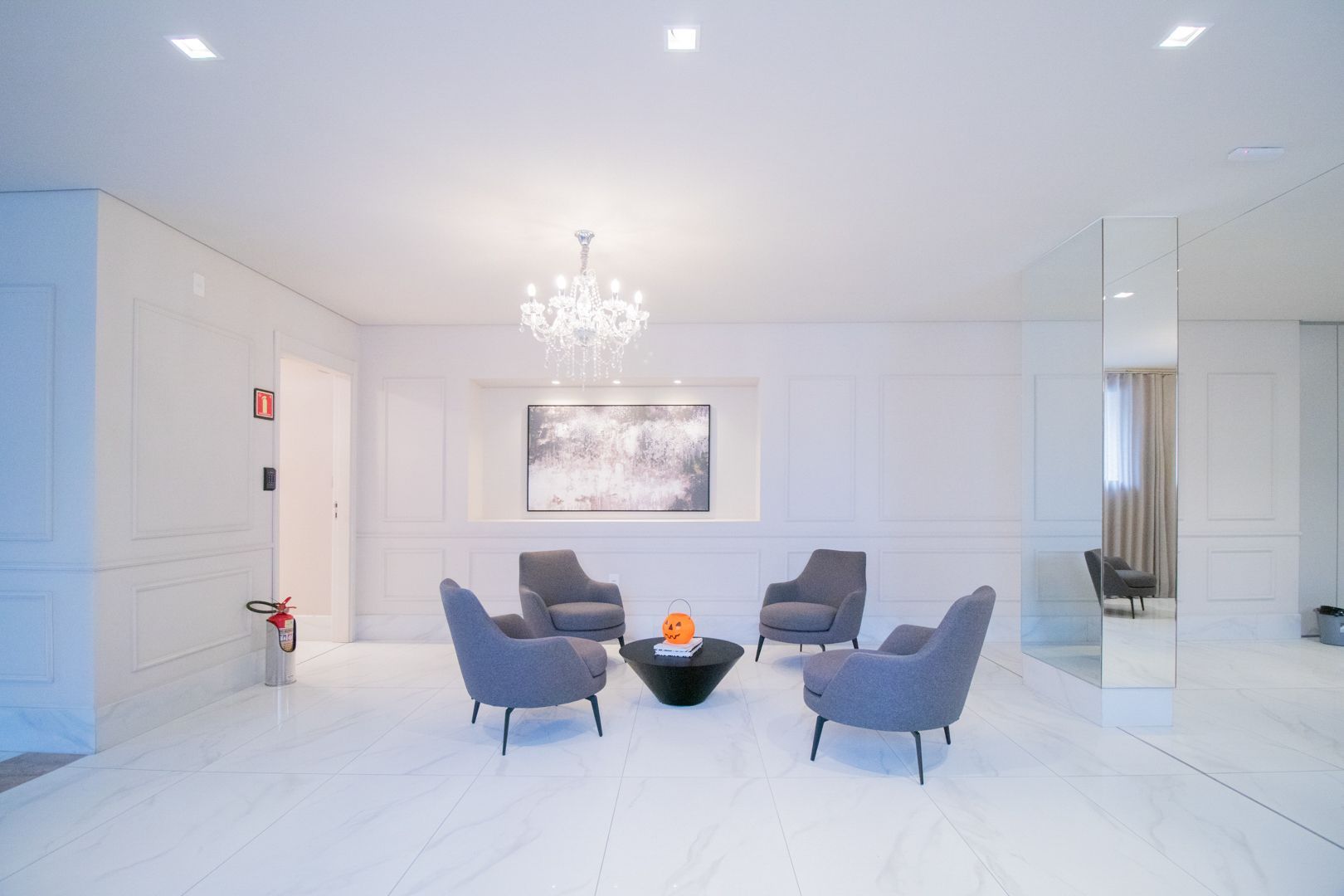 Apartamento à venda com 2 quartos, 58m² - Foto 30