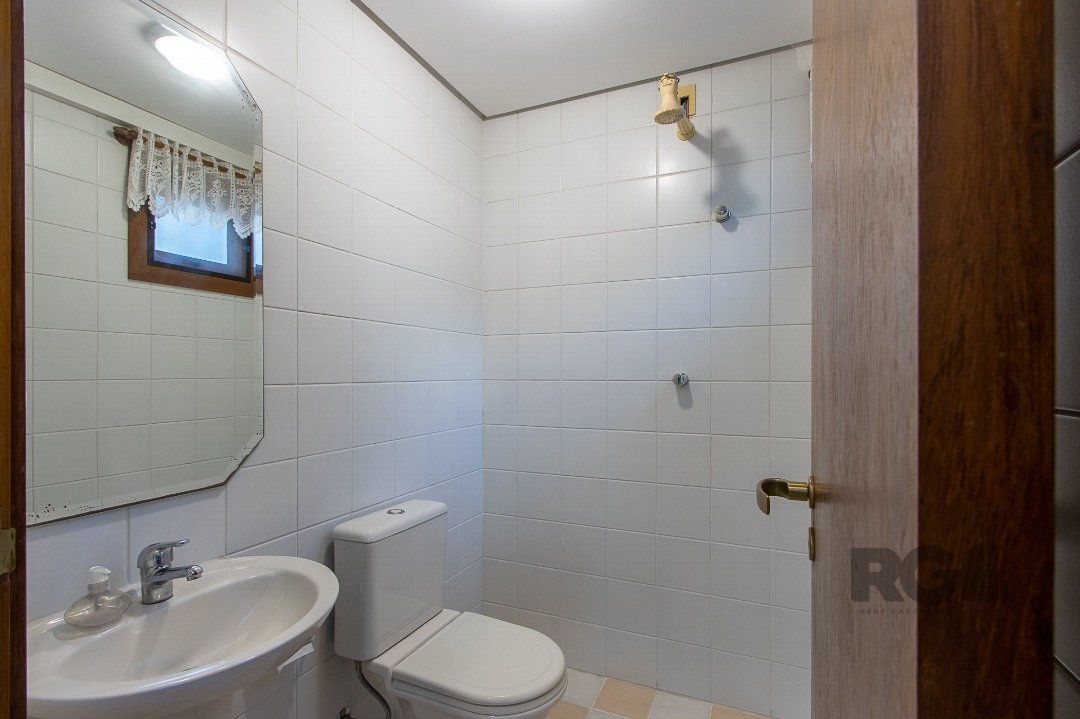 Casa de Condomínio à venda com 4 quartos, 216m² - Foto 15
