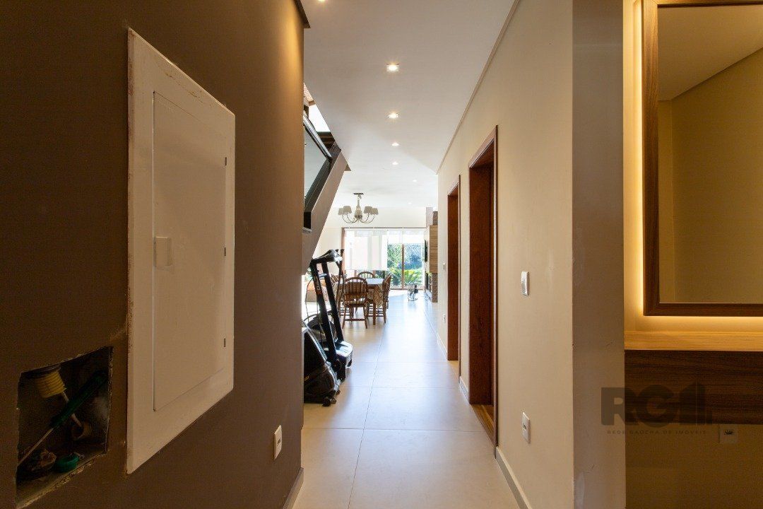 Casa de Condomínio à venda com 4 quartos, 226m² - Foto 11