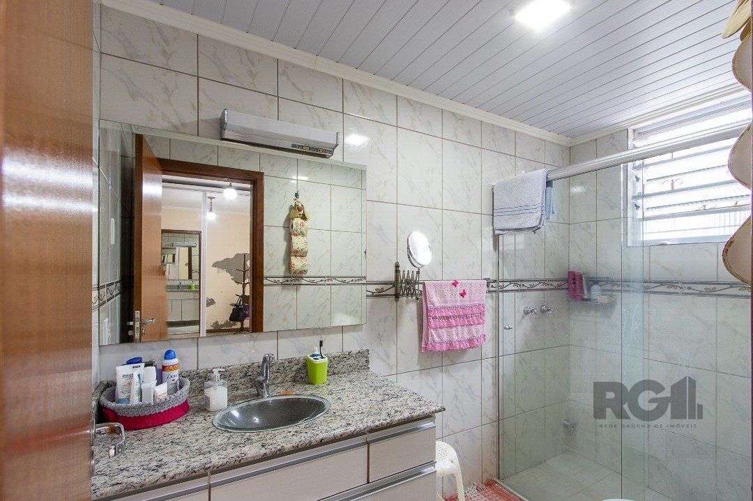 Casa à venda com 3 quartos, 250m² - Foto 10