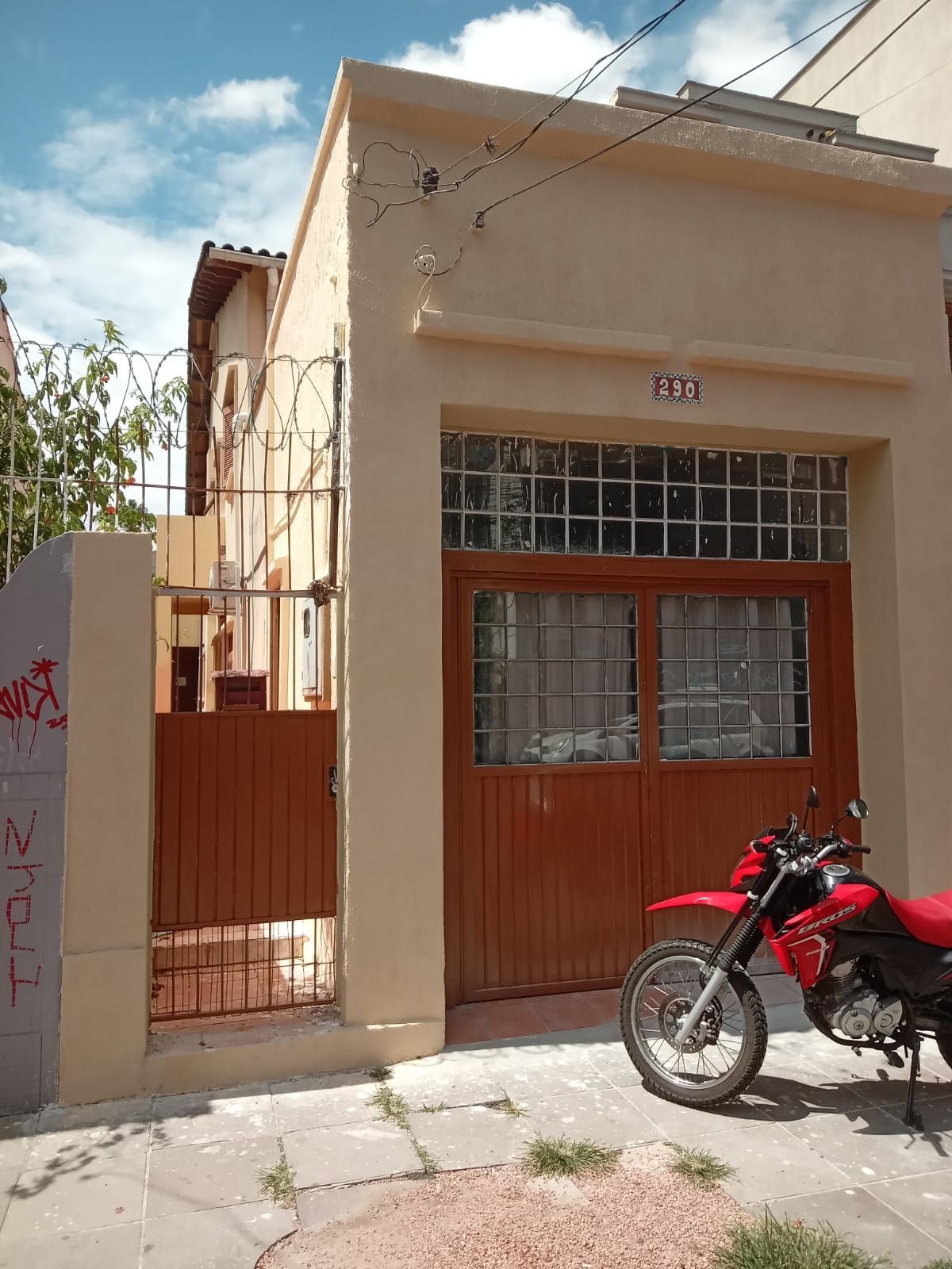 Casa 3 quartos, 1 vaga de garagem - Cidade Baixa