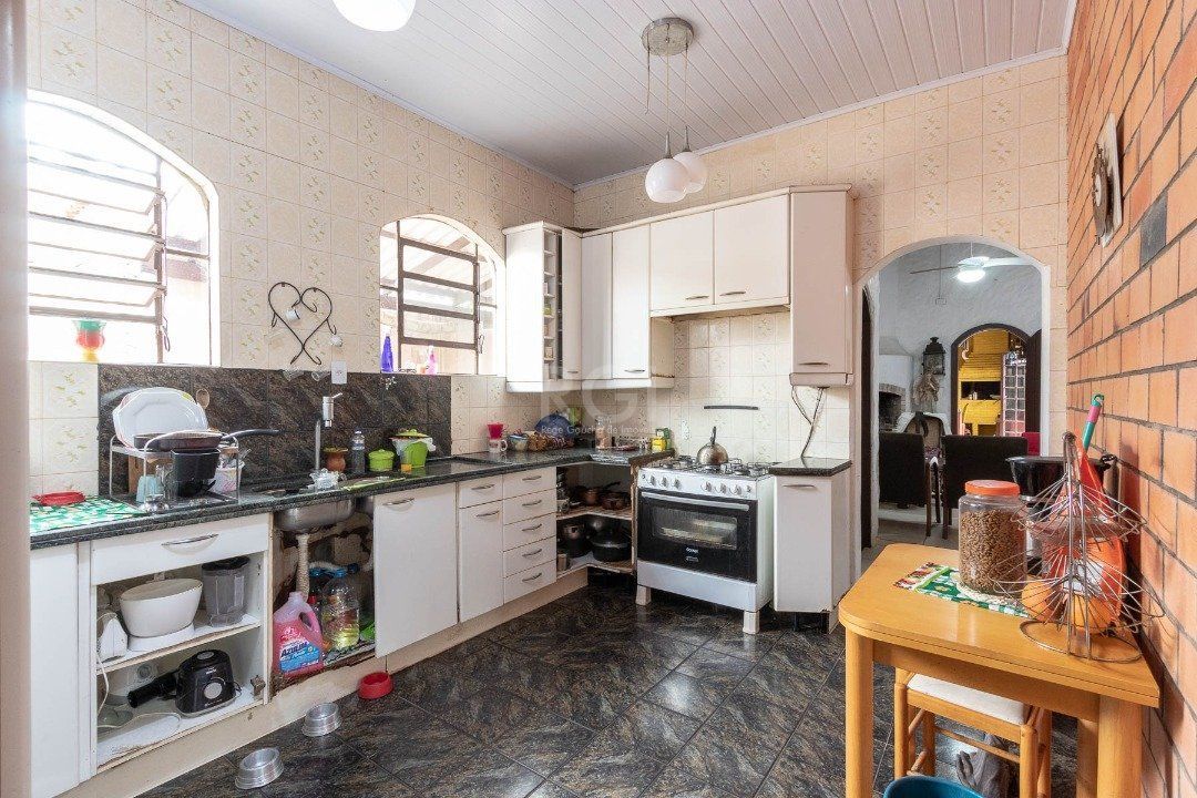 Casa à venda com 3 quartos, 380m² - Foto 14
