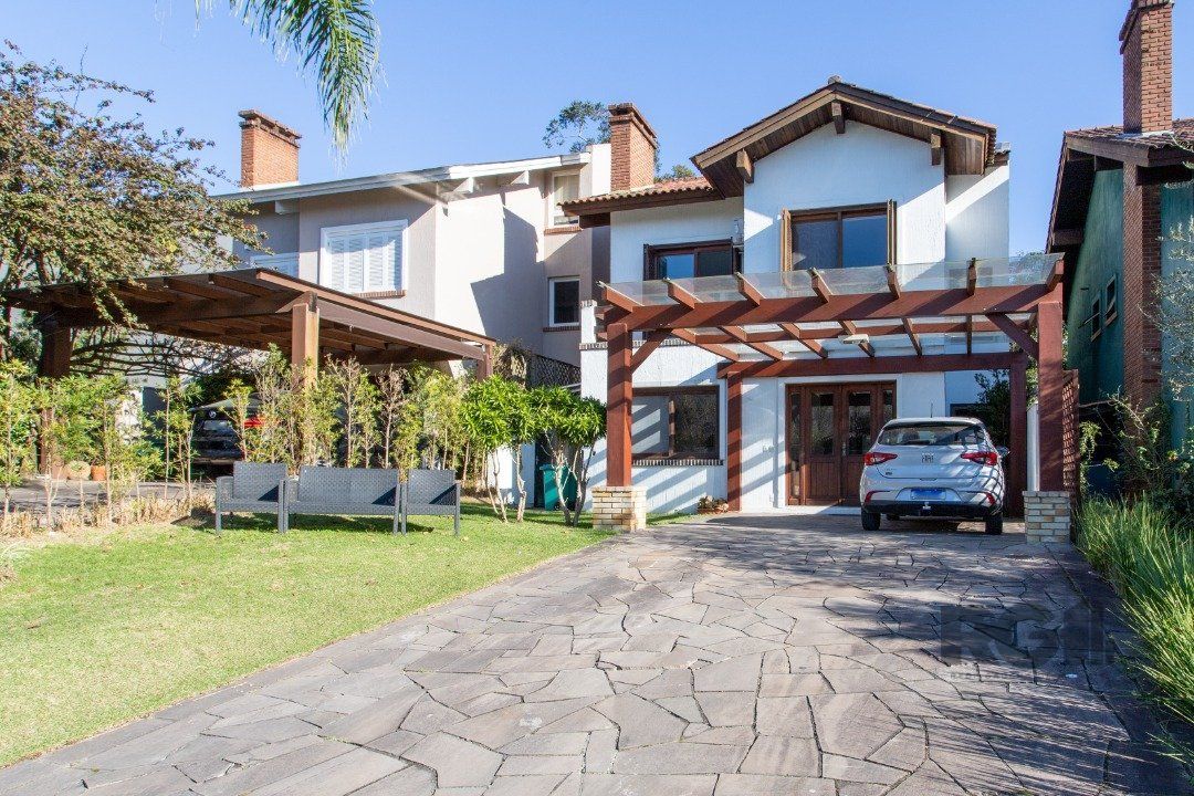 Casa de Condomínio à venda com 4 quartos, 226m² - Foto 2
