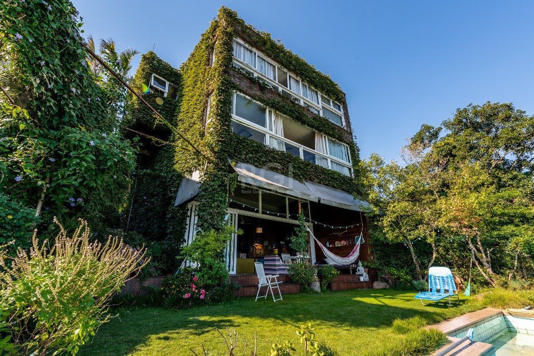 Casa à venda com 3 quartos, 300m² - Foto 12