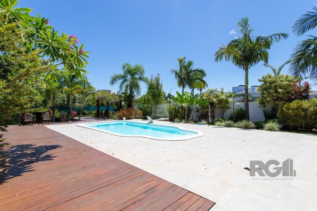 Casa de Condomínio à venda com 3 quartos, 450m² - Foto 25